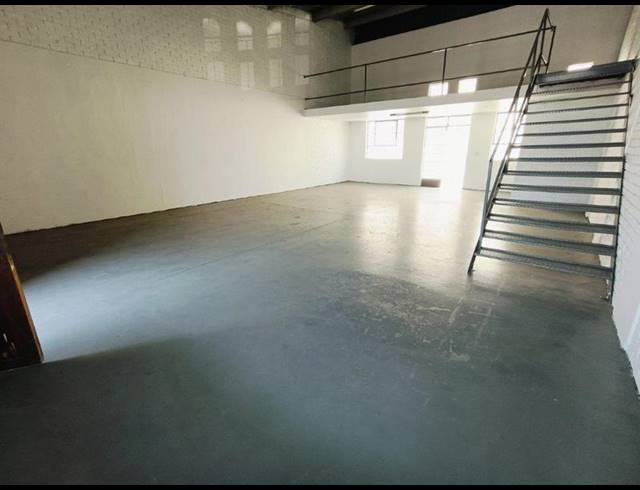 INDUSTRIAL PROPERTY TO RENT IN HALFWAY HOUSE